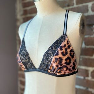 Leopard Raven bra by Xirena. Racerback. Size S